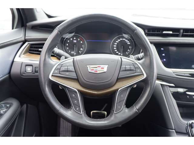 Cadillac XT5 2019-08 1257-5