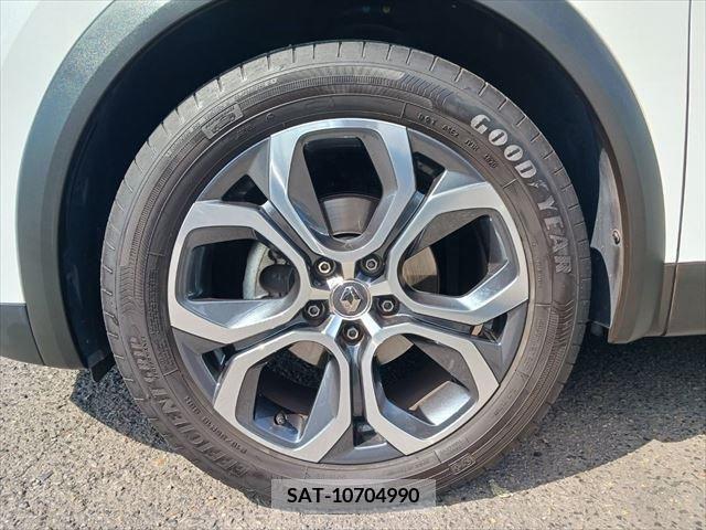 Renault CAPTUR 2021-06 331567-25