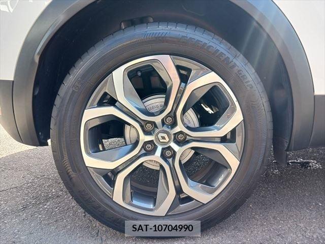 Renault CAPTUR 2021-06 331567-24