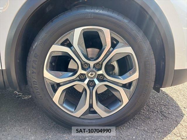 Renault CAPTUR 2021-06 331567-23