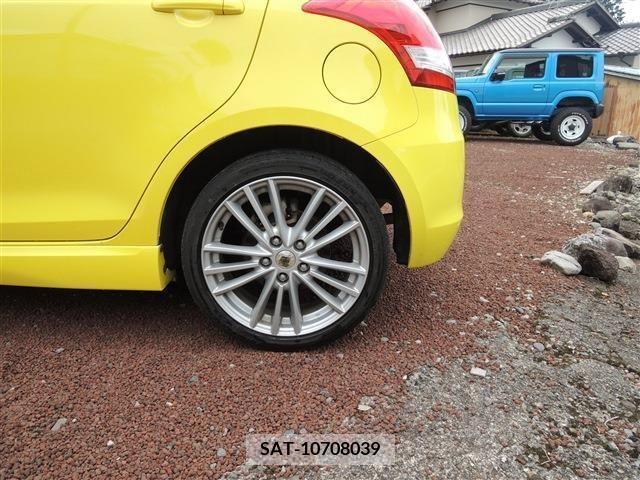 Suzuki SWIFT 2015-07 378157-9