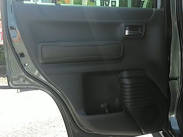 Suzuki HUSTLER 2022-04 12821-21