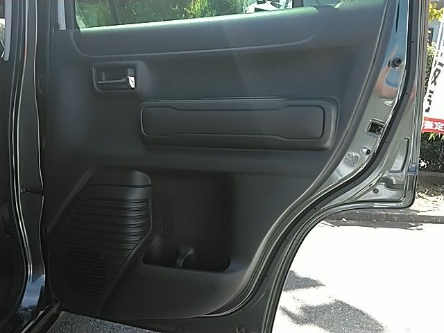 Suzuki HUSTLER 2022-04 12821-22