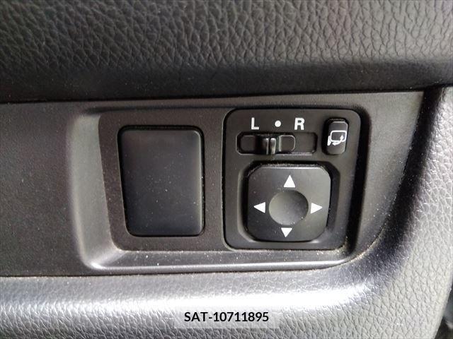 Mitsubishi EK CUSTOM 2015-06 359575-24