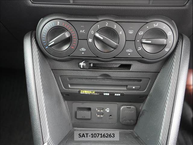 Mazda MAZDA2 2022-07 363245-10