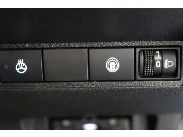 Nissan NOTE 2021-08 180547-6
