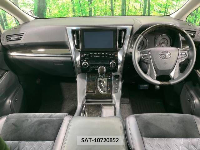 Toyota VELLFIRE 2015-09 339940-1