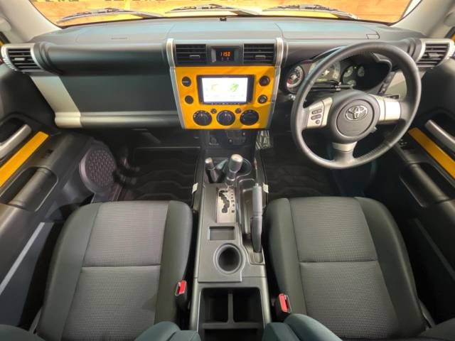 Toyota FJ CRUISER 2011-07 181313-1
