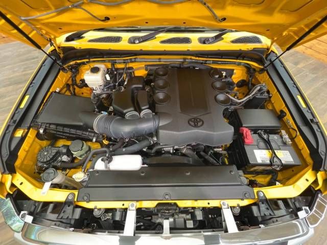 Toyota FJ CRUISER 2011-07 181313-18