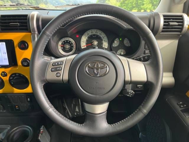 Toyota FJ CRUISER 2011-07 181313-11