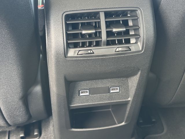 Peugeot 308 2023-03 186010-18