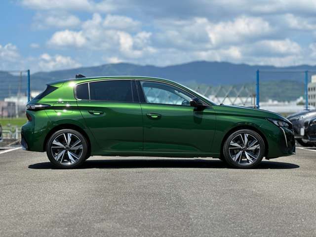 Peugeot 308 2023-03 186010-27