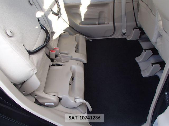 Honda N BOX SLASH 2017-03 281210-15