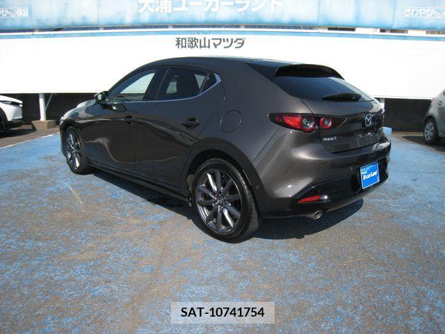 Mazda MAZDA3 2019-09 363270-2