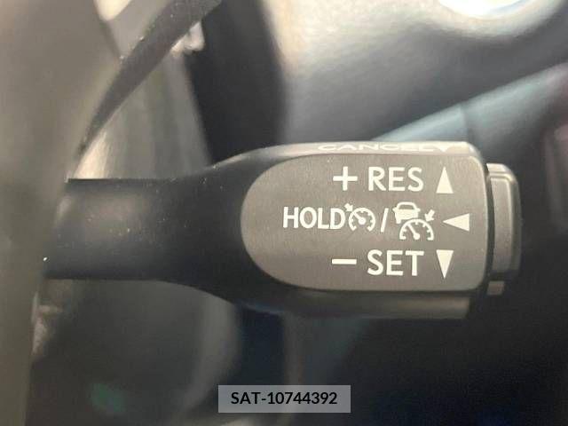 Toyota HARRIER 2018-03 380000-7