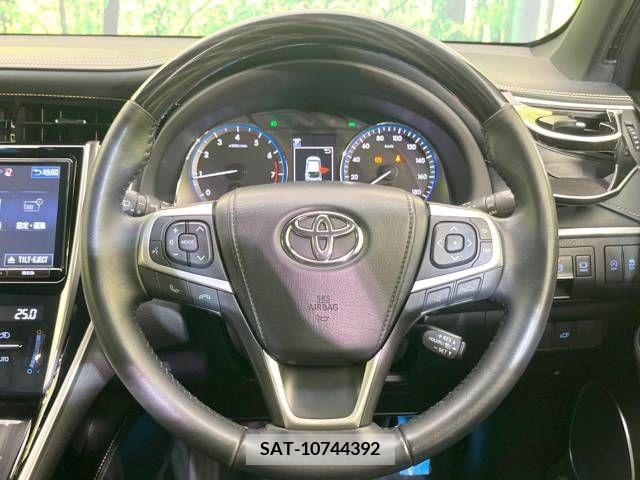 Toyota HARRIER 2018-03 380000-11