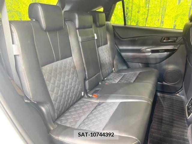 Toyota HARRIER 2018-03 380000-9