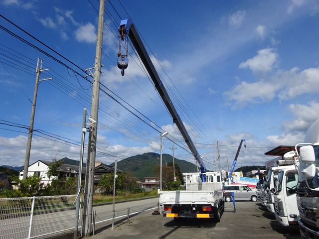 Isuzu FORWARD 2011-08 20697-1