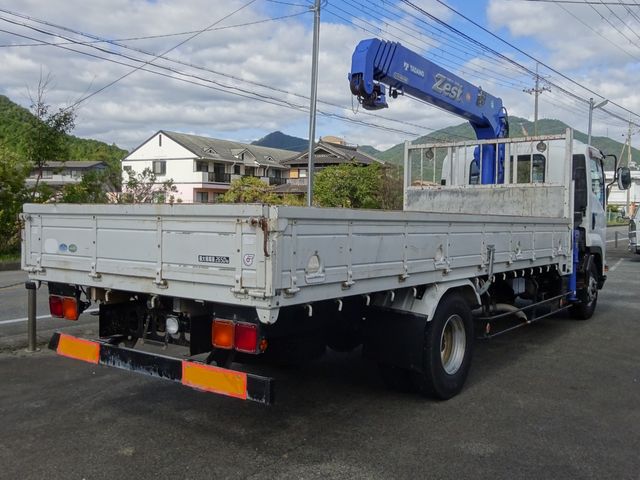 Isuzu FORWARD 2011-08 20697-11