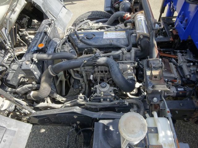 Isuzu FORWARD 2011-08 20697-23