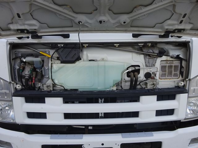 Isuzu FORWARD 2011-08 20697-27