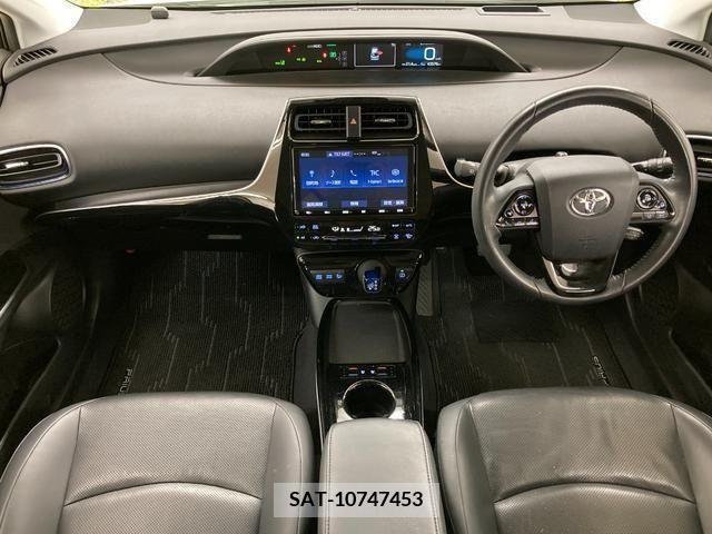Toyota PRIUS 2019-07 219636-1
