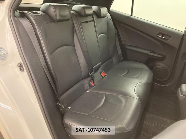 Toyota PRIUS 2019-07 219636-11