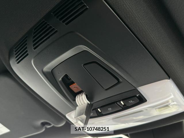 Bmw X1 2017-07 354928-21