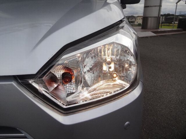 Toyota PIXIS EPOCH 2018-08 8963-28