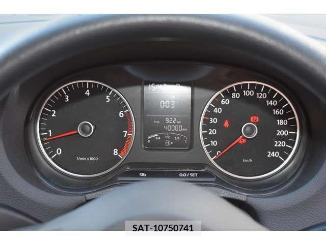 VolksWagen POLO 2012-05 320198-10