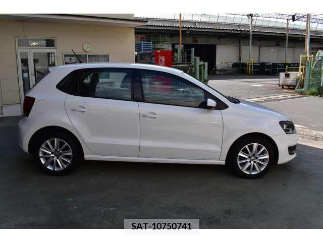 VolksWagen POLO 2012-05 320198-6