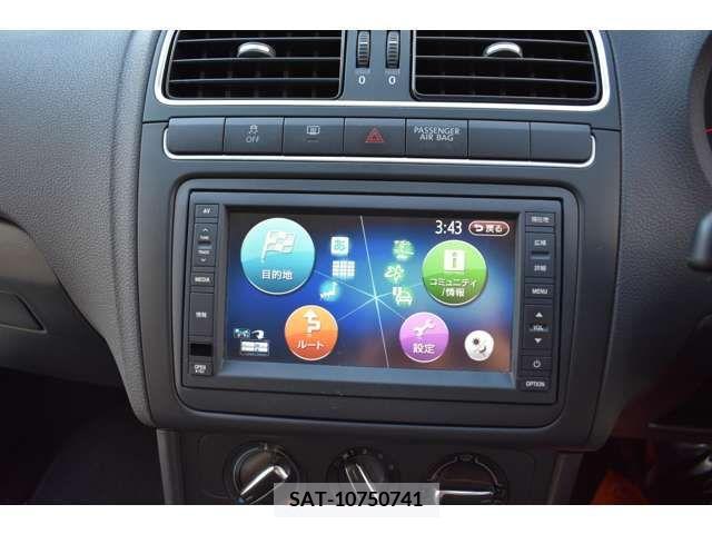 VolksWagen POLO 2012-05 320198-11