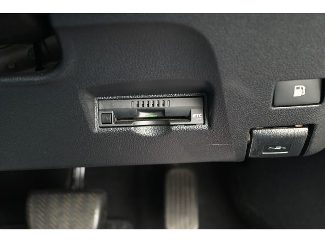 Toyota PRIUS 2018-10 28943-14