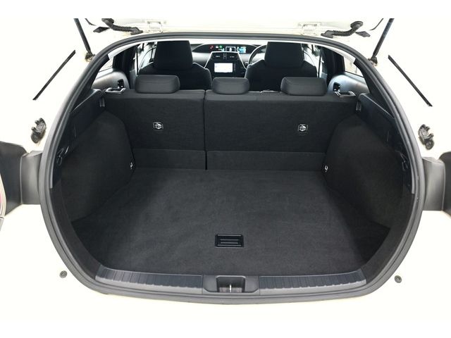 Toyota PRIUS 2018-10 28943-7