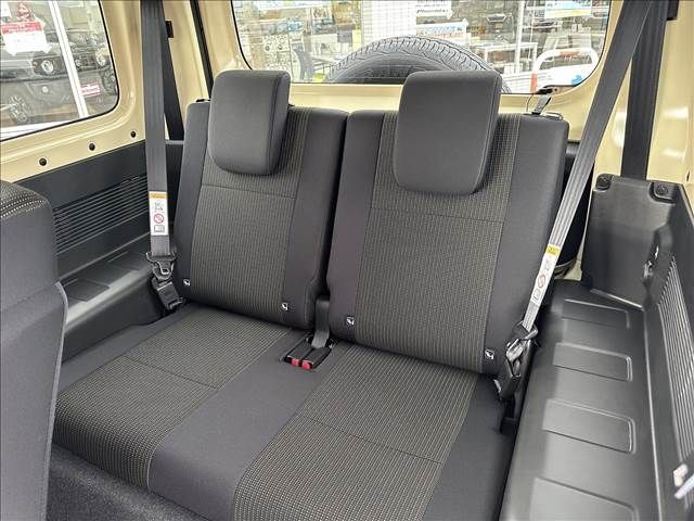 Suzuki JIMNY SIERRA 2022-11 17204-7