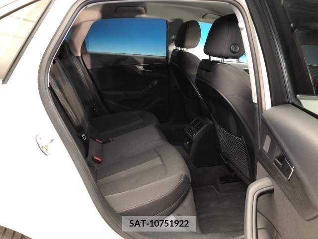 Audi A4 2019-07 317896-9