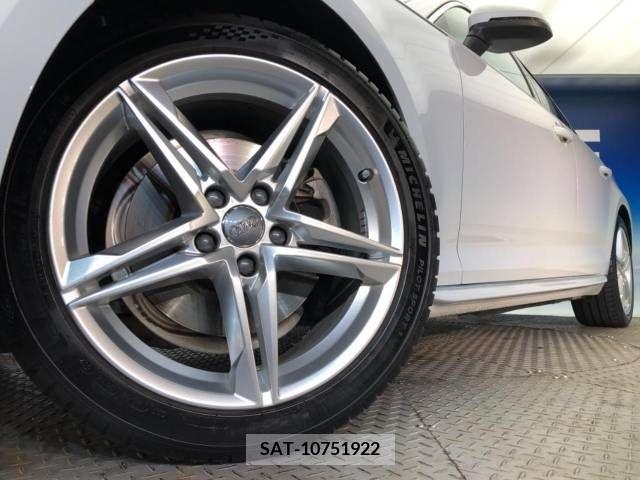Audi A4 2019-07 317896-14