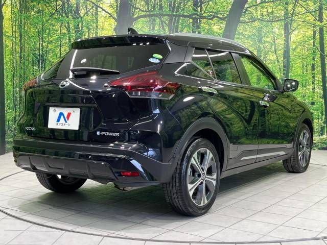 Nissan KICKS 2021-07 182816-17