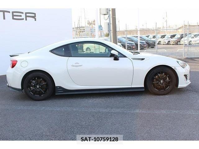 Subaru BRZ 2018-08 245008-8