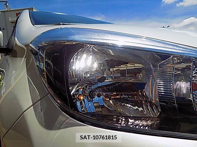 Toyota VITZ 2015-06 370152-23