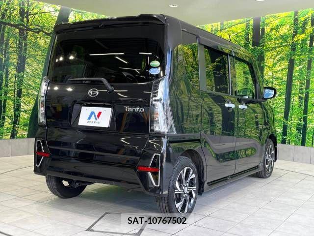 Daihatsu TANTO CUSTOM 2019-12 329679-17