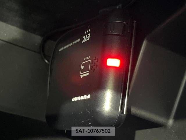 Daihatsu TANTO CUSTOM 2019-12 329679-7