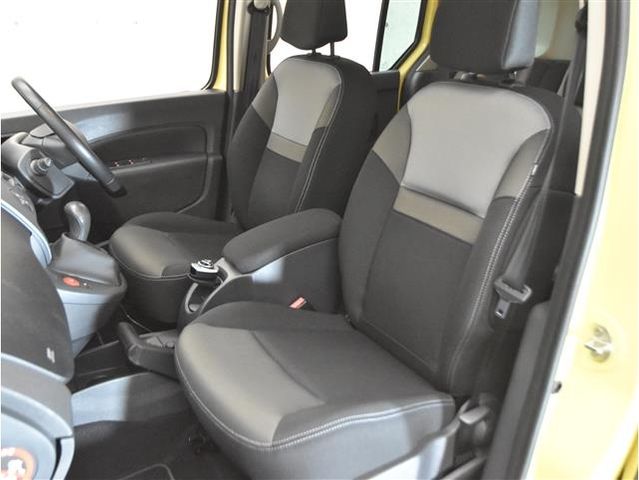 Renault KANGOO 2017-06 16084-4