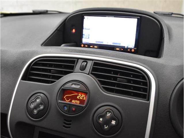 Renault KANGOO 2017-06 16084-18