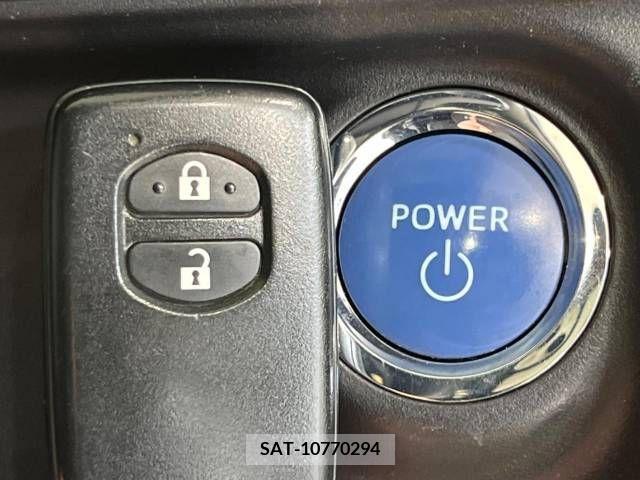 Toyota AQUA 2012-07 356234-6
