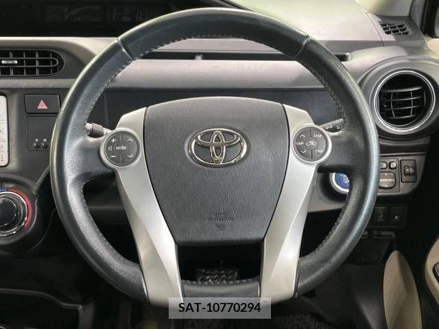 Toyota AQUA 2012-07 356234-11