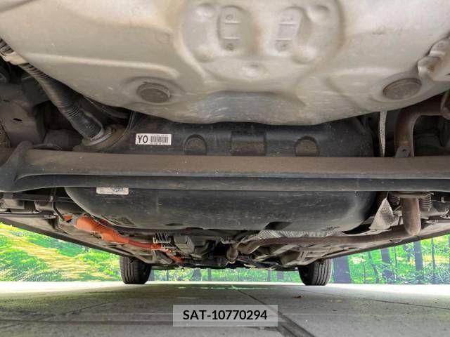 Toyota AQUA 2012-07 356234-19