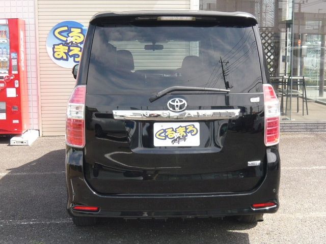 Toyota NOAH 2007-03 18281-3