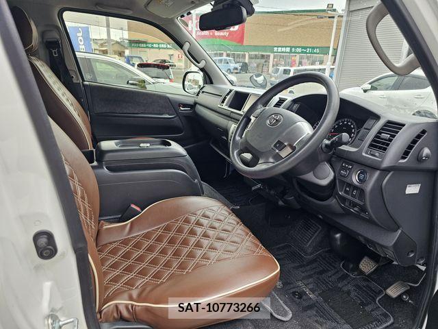 Toyota HIACE WAGON 2019-07 325289-3