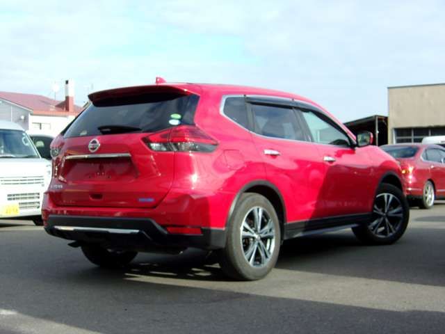 Nissan X-TRAIL 2018-12 192136-1